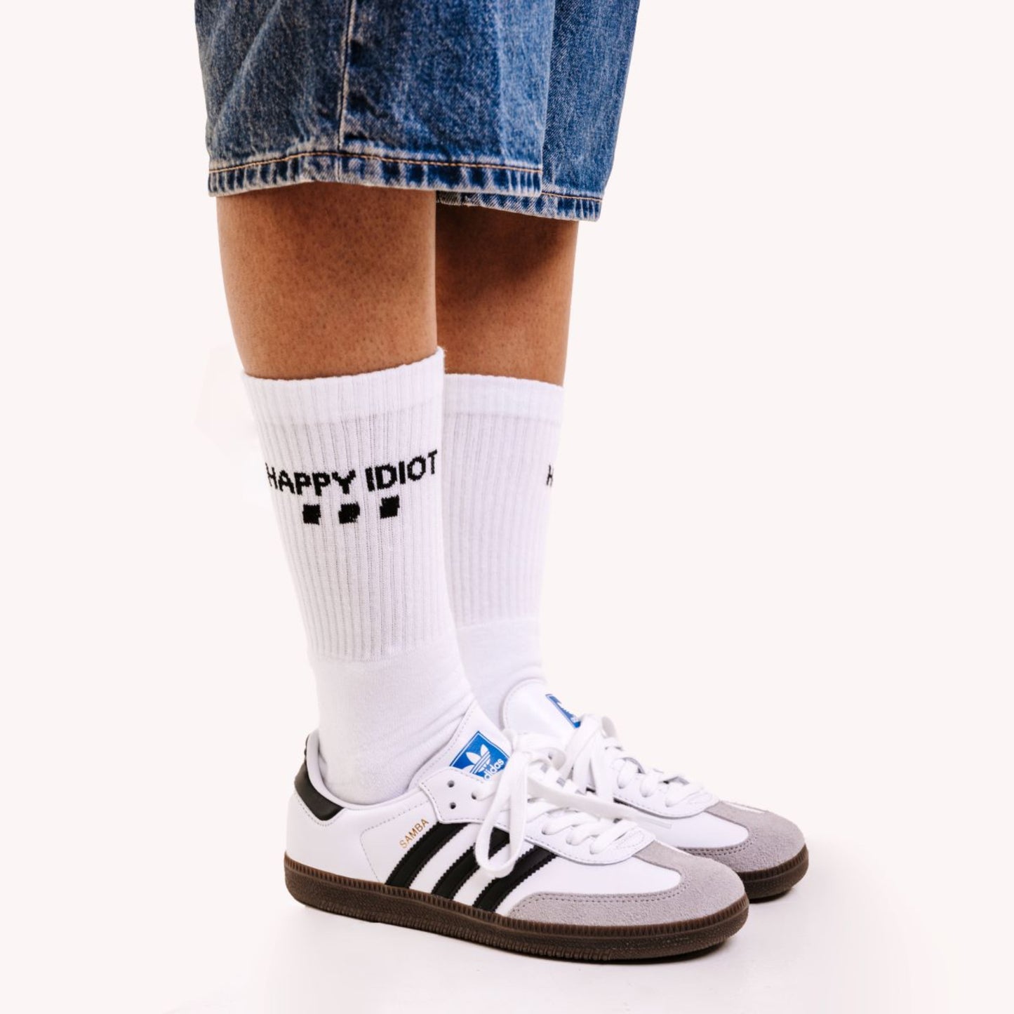 HAPPY IDIOT white socks, crew socks left side view