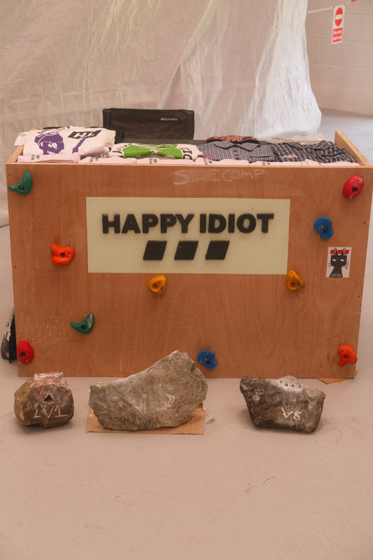 HAPPY IDIOT X HAUS CLIMBING